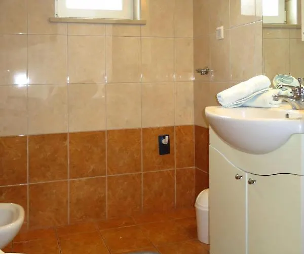 Apartamento Elsa-1 By Interhome *