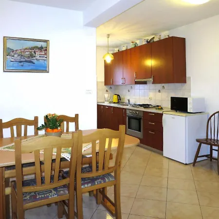Elsa - Lbn108 By Interhome Apartment